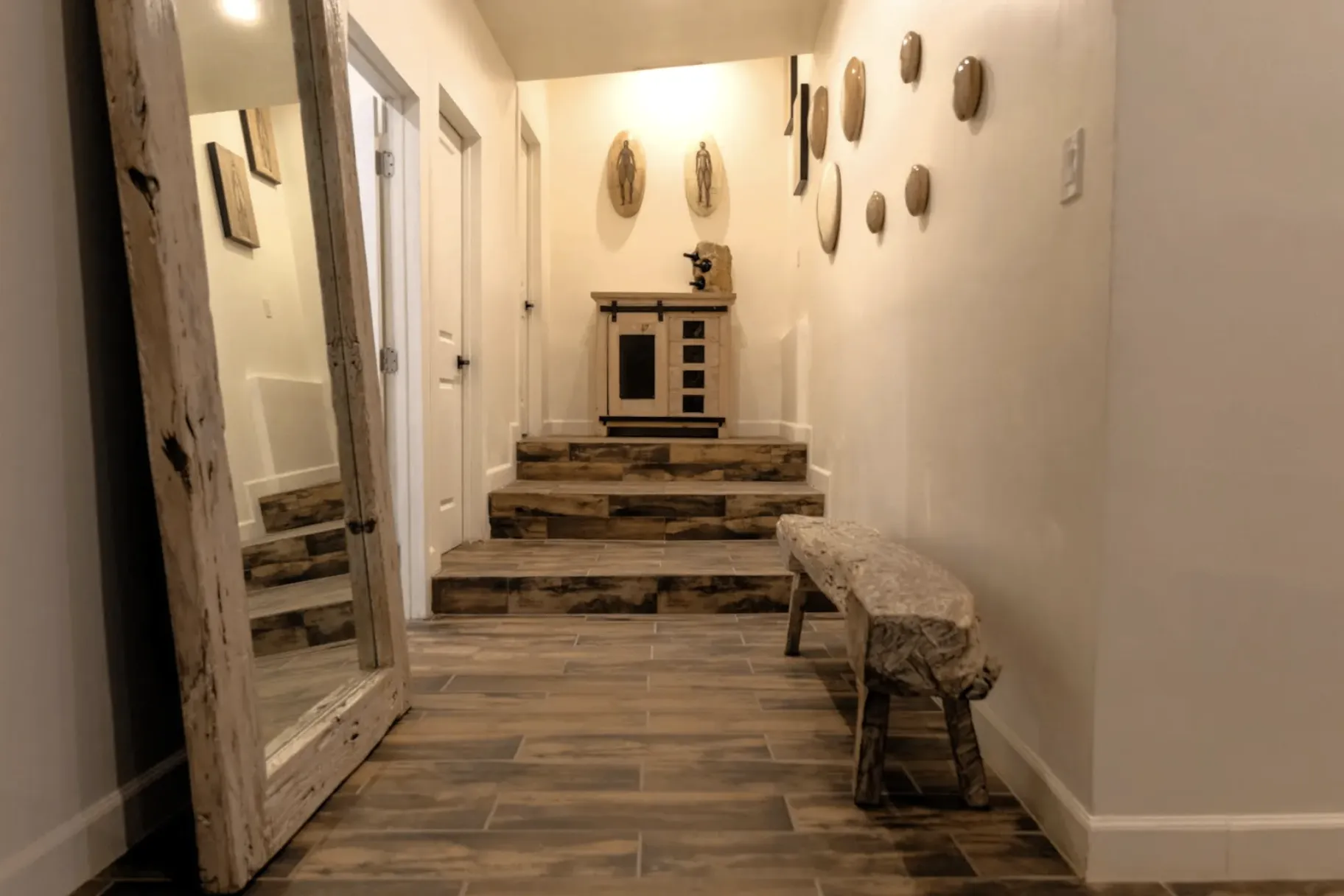 Entrance to O2 Resort Valle de Guadalupe featuring three steps and a stylish outdoor stool in Baja California wine country